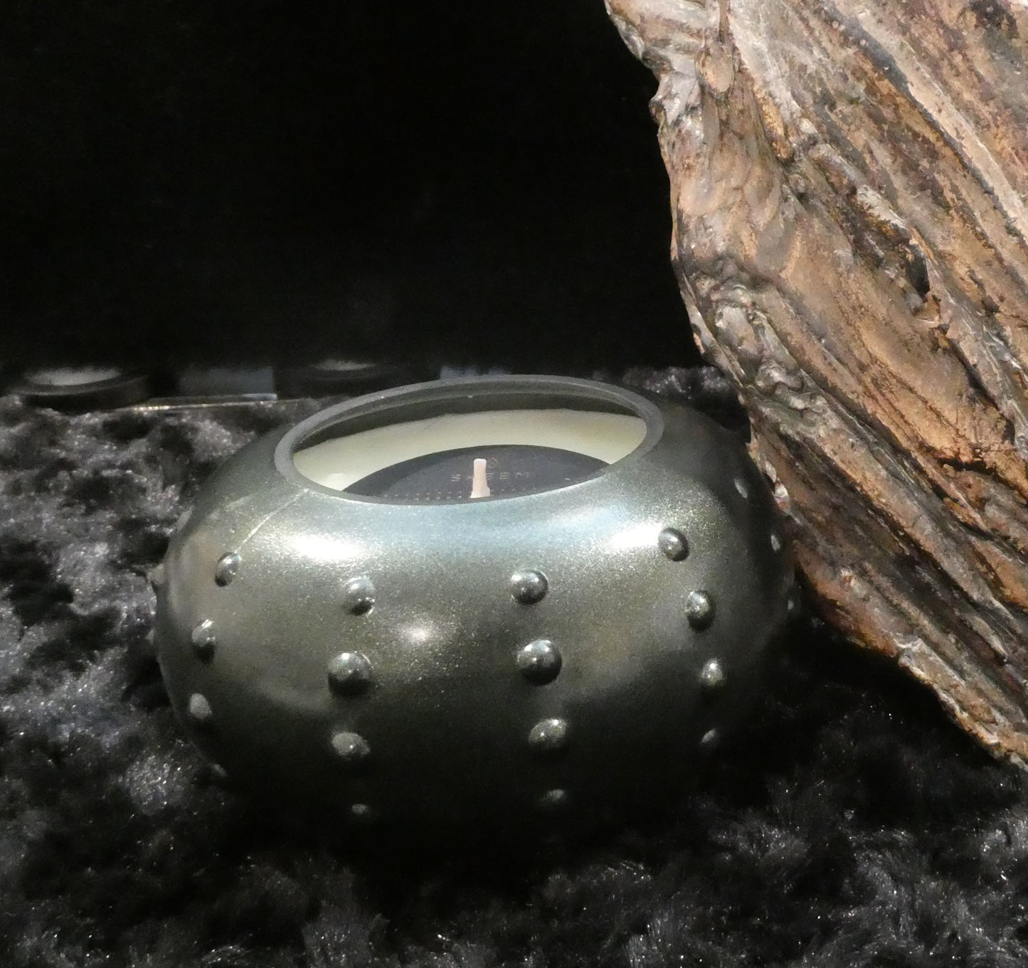 Trendy & Elegant Skeem Candle